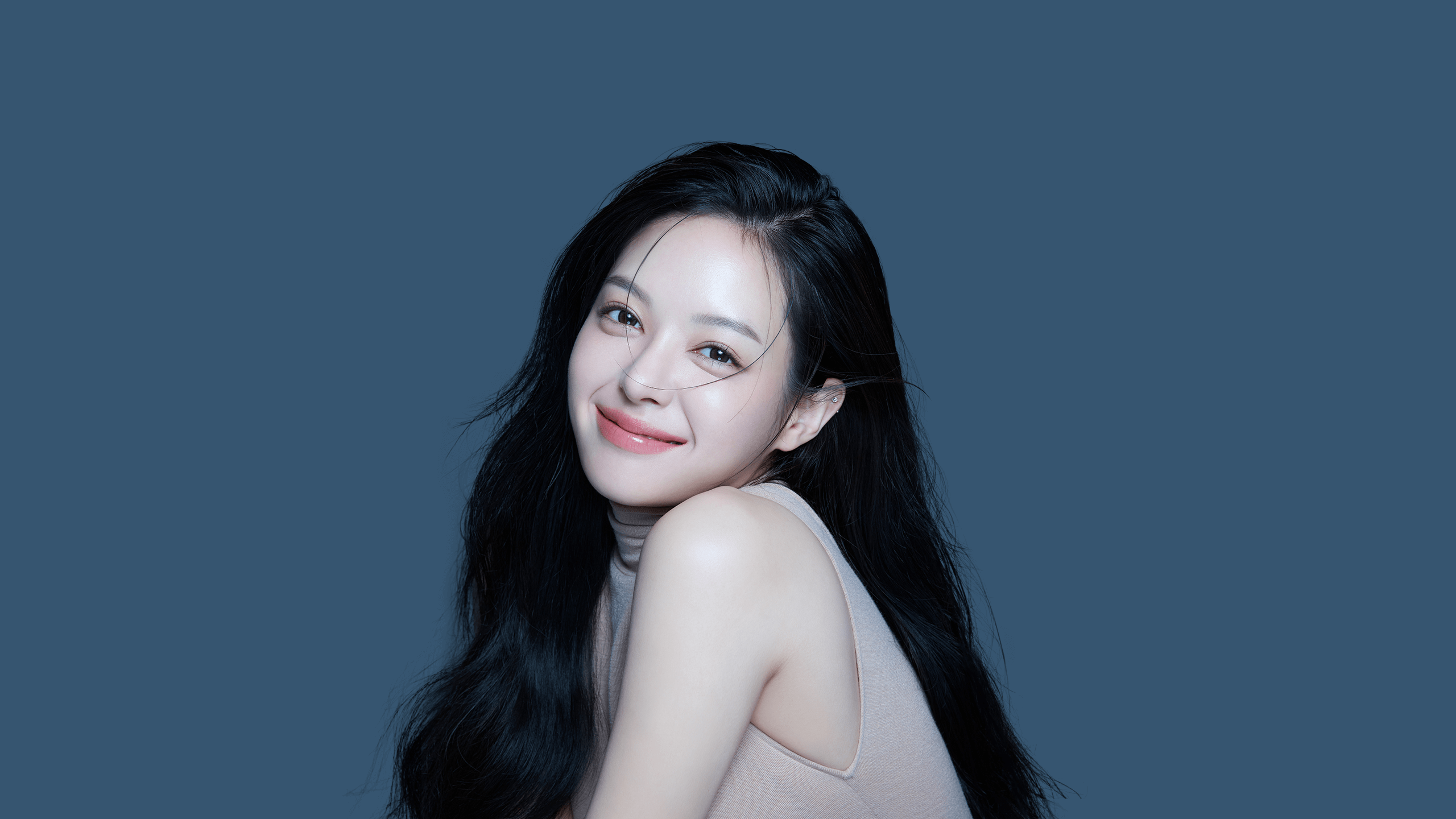 WJ원진성형외과 - 안심할 수 있는 25년의 헤리티지, WJ 원진의 리더십입니다. 예전에도 있었고, 앞으로도 있을 성형외과 WJ 원진성형외과입니다. 우리가 오랜시간 성형외과를 해온 이유는 단순히 외적인 아름다움을 만들기 위함이 아닌 환자의 삶까지 변화시킬 수 있다는 우리의 신념, 진정성이 반영된 것입니다.